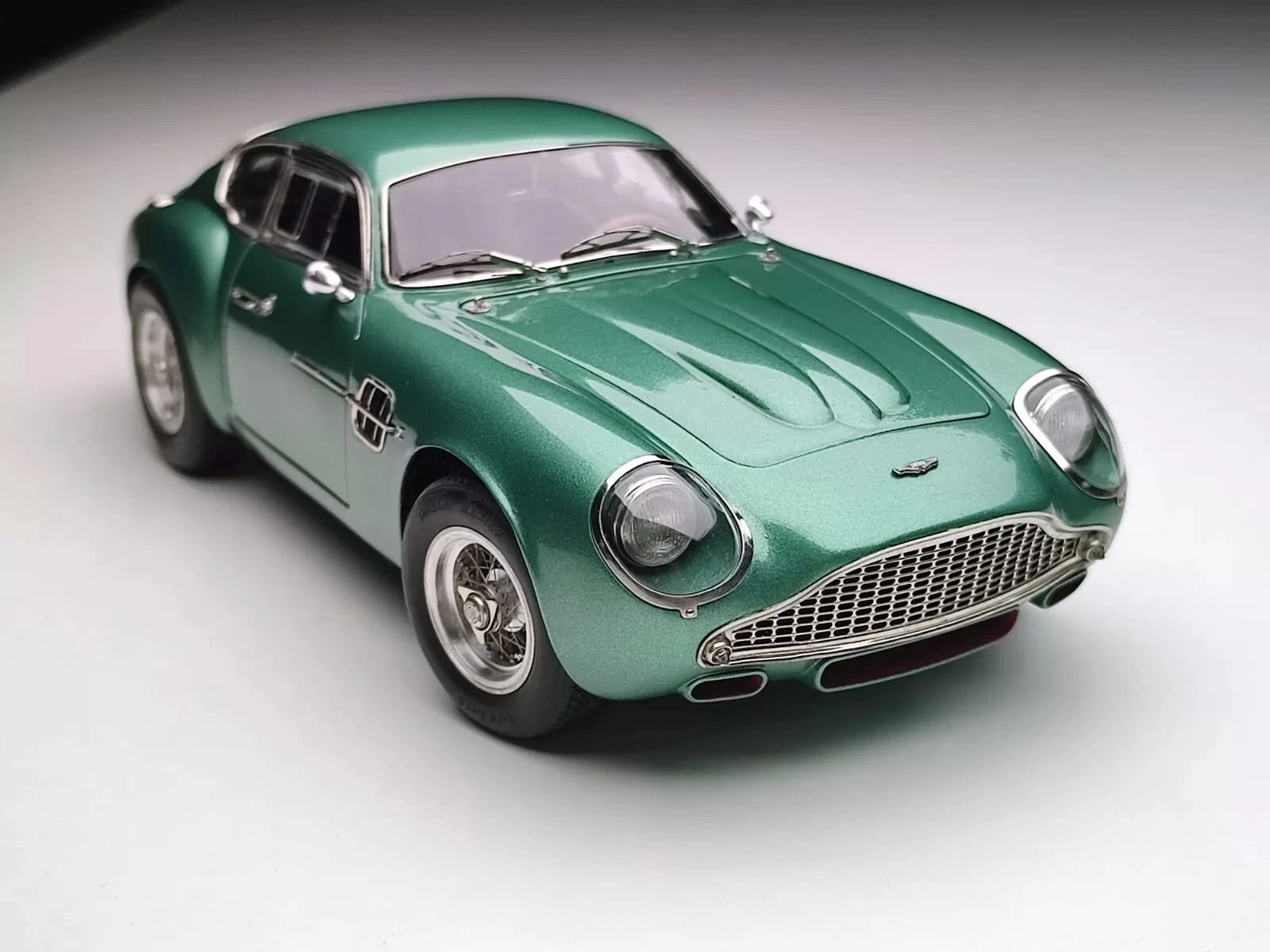Cmc Aston Martin Db4 Gt Zagato