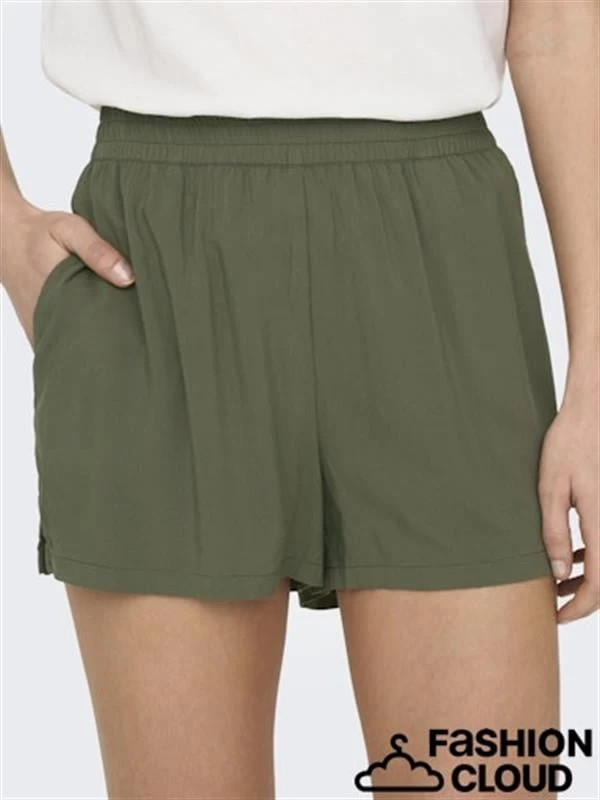 Only 15222182 Viskoze Rahat Kadın Şort  - Yeşil 40