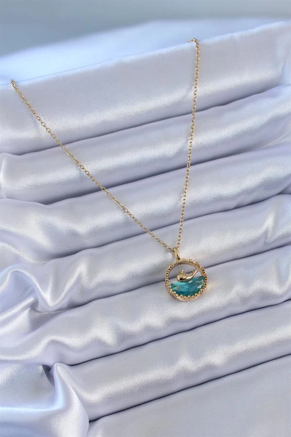 316l Çelik Gold Renk Balina Figür Kristal Taşlı Kadın Kolye