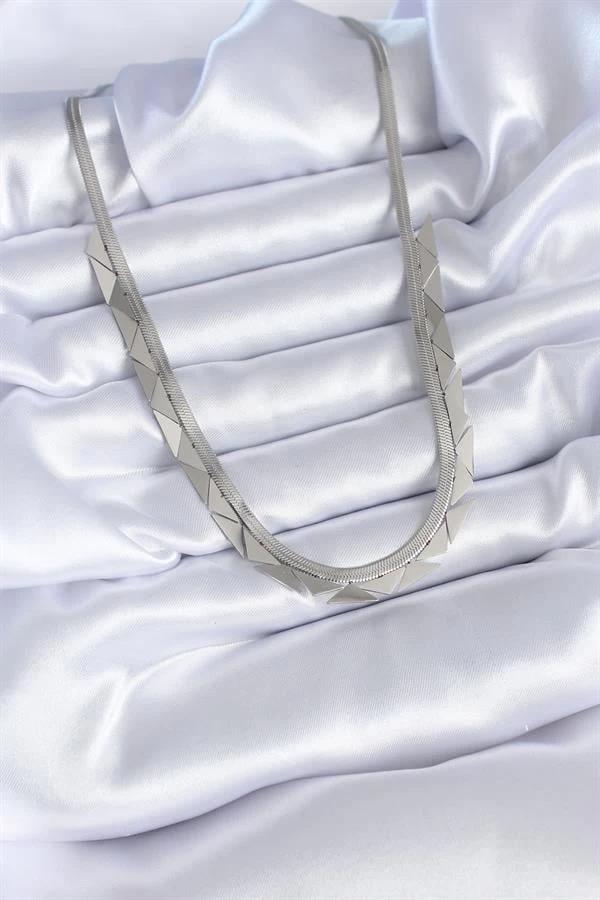 316l Çelik Gümüş Renk İtalyan Zincir Üçgen Model Kadın Kolye