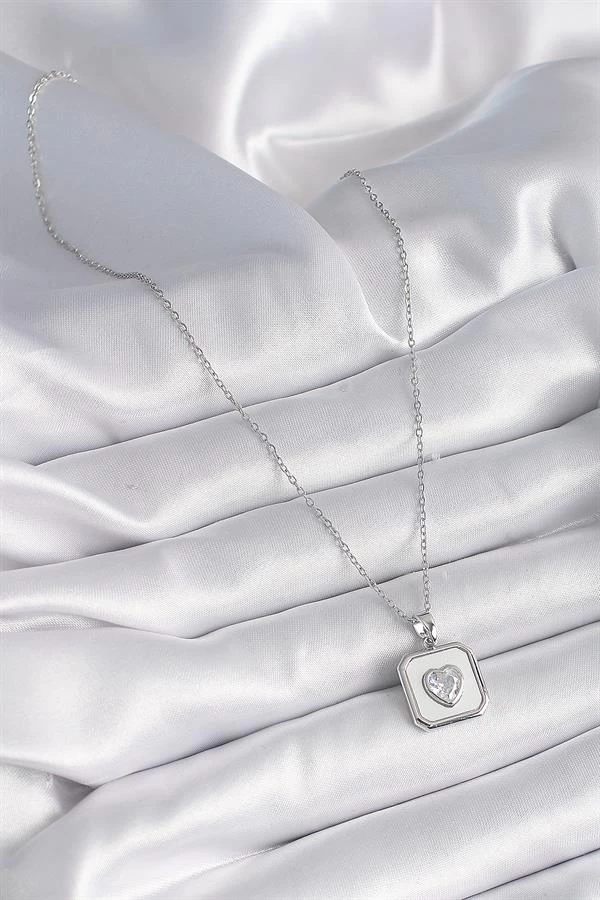 316l Çelik Gümüş Renk Kare Madalyon Kalp Zirkon Taş İşleme Kadın Kolye