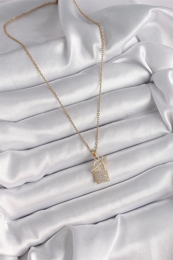 316l Çelik Gold Renk Zincir Zirkon Taşlı Asma Kilit Anahtar Model Kadın Kolye