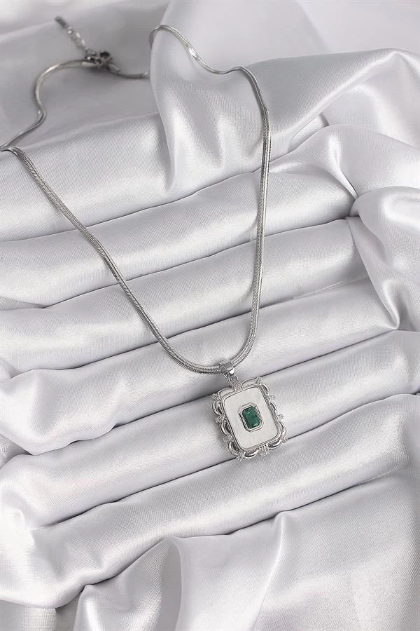 316l Çelik Gümüş Renk İtalyan Zincir Beyaz Sedefli Kare Portre Model Zümrüt Taş Detay Kadın Kolye