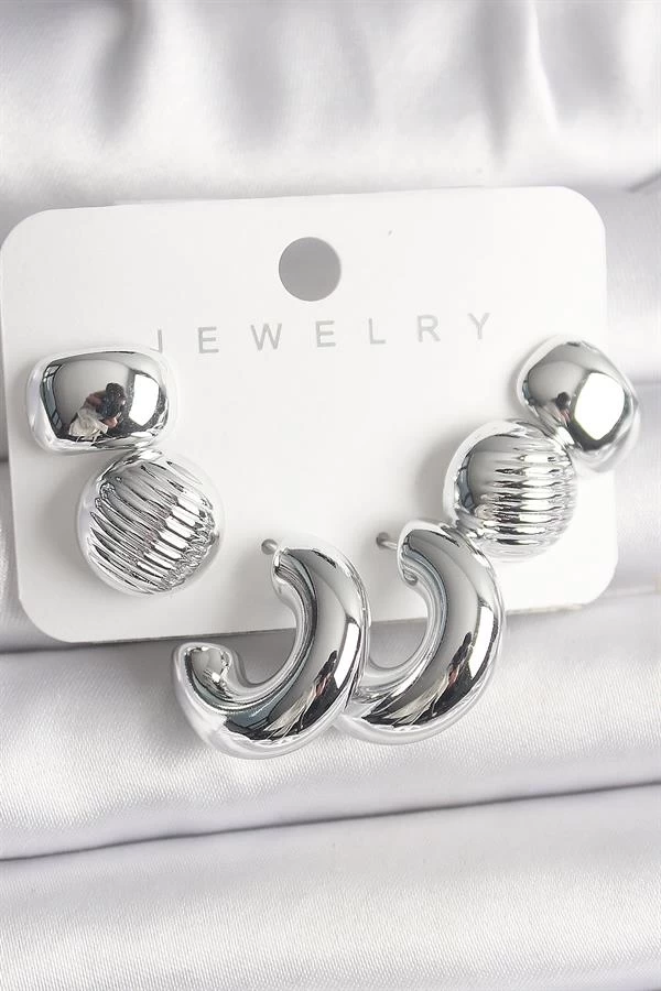 Gümüş Renk İşlemeli Daire Halka Model Ccb Platik Kadın Küpe Seti