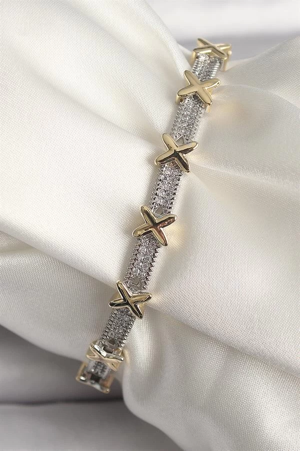 Pirinç Gümüş Renk Zirkon Taşlı Gold Xoxo Model Vip Seri Kadın Bileklik