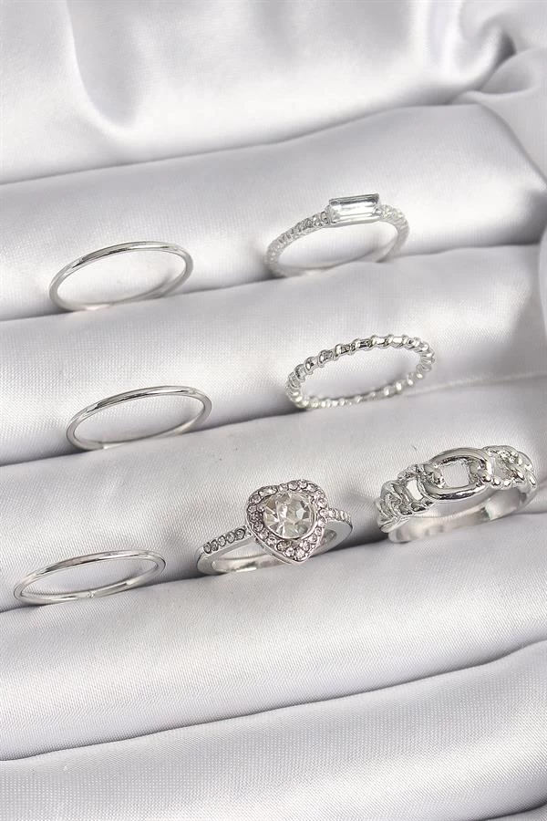 Pirinç Gümüş Renk Zirkon Taşlı Kalp Model Kadın Yüzük Kombini