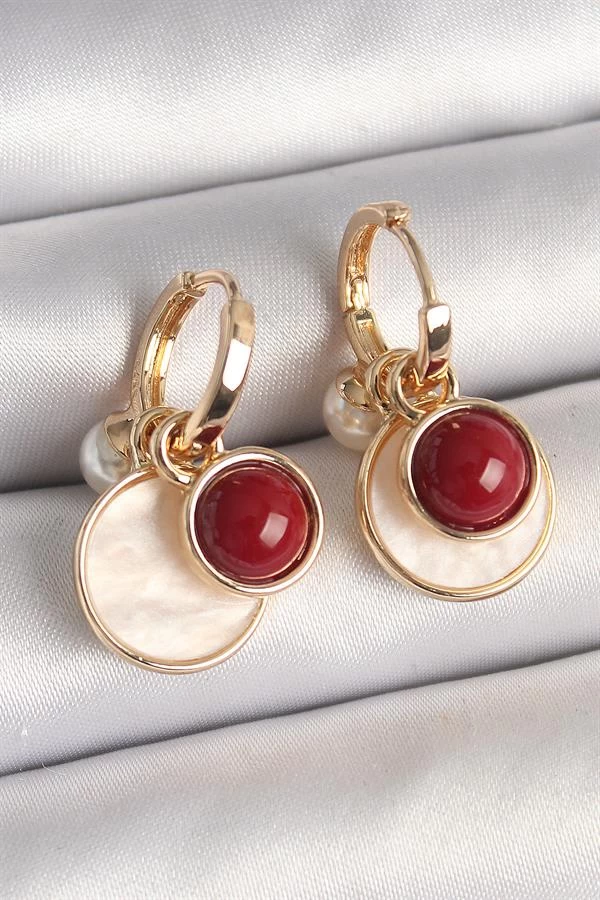 Pirinç Gold Renk Sallantı Beyaz Mineli Bordo Detay Kadın Küpe