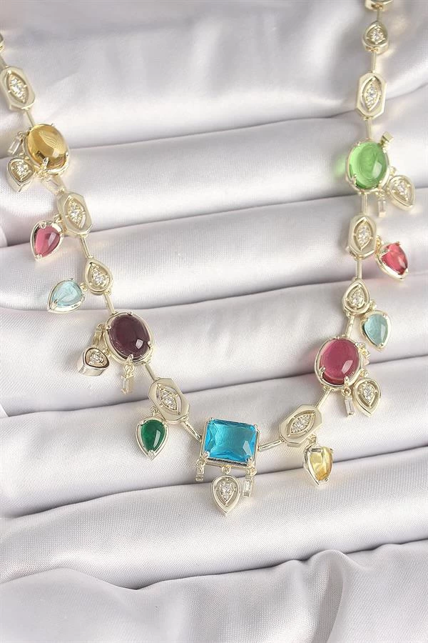 Pirinç Gold Renk Renli Zirkon Taşlı Vip Seri Kadın Kolye