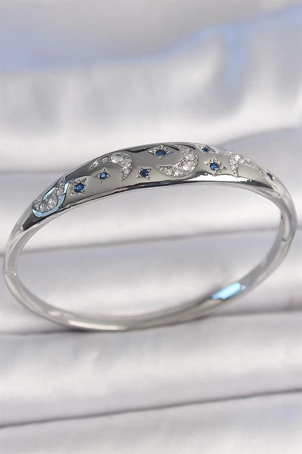 Pirinç Gümüş Renk Zirkon Taşlı Hilal İşlemeli Mavi Taşlı Yıldız Detay Kadın Kelepçe