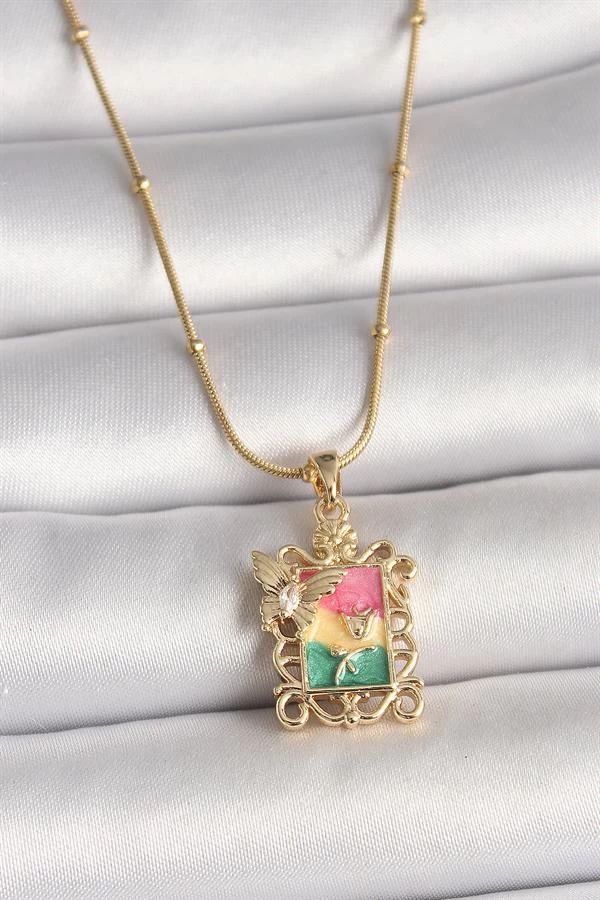 316l Çelik Gold Renk Renkli Zirkon Taşlı Kelebek İşlemeli Portre Model Kadın Kolye