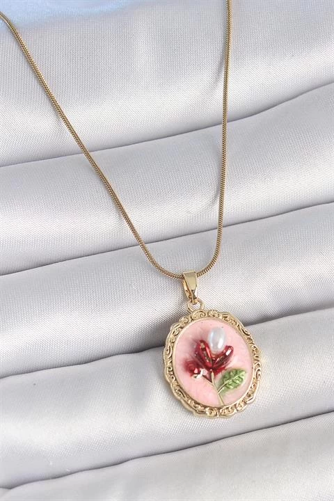 316l Çelik Gold Renk Zincir Pembe Mineli İncili Çiçek İşlemeli Portre Model Kadın Kolye