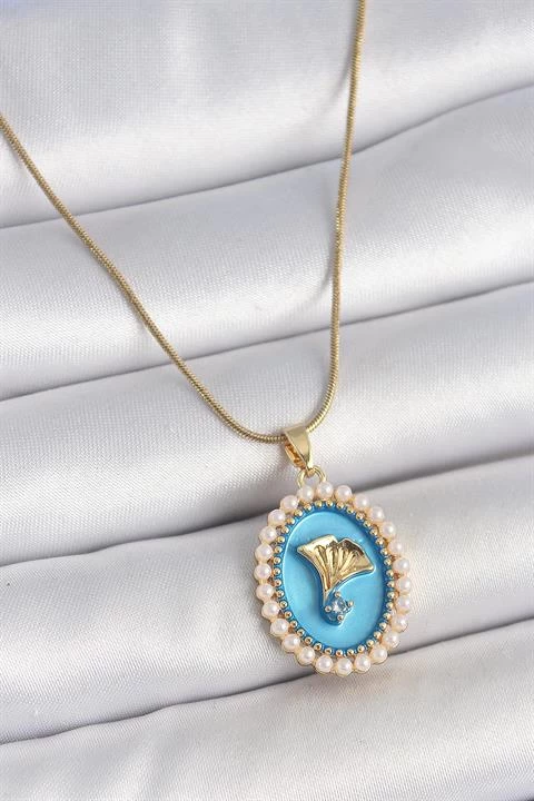316l Çelik Gold Renk Zincir Mavi Mineli İncili Zirkon Taşlı Çiçek İşlemeli Portre Model Kadın Kolye