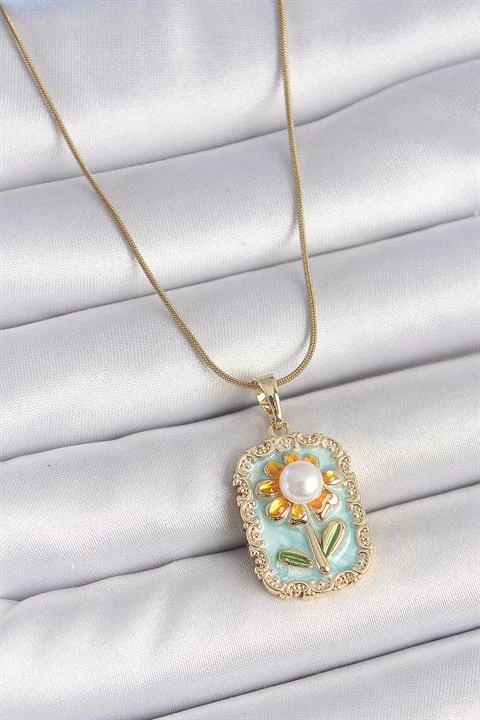 316l Çelik Gold Renk Zincir Mavi Mineli İncili Papatya İşlemeli Portre Model Kadın Kolye