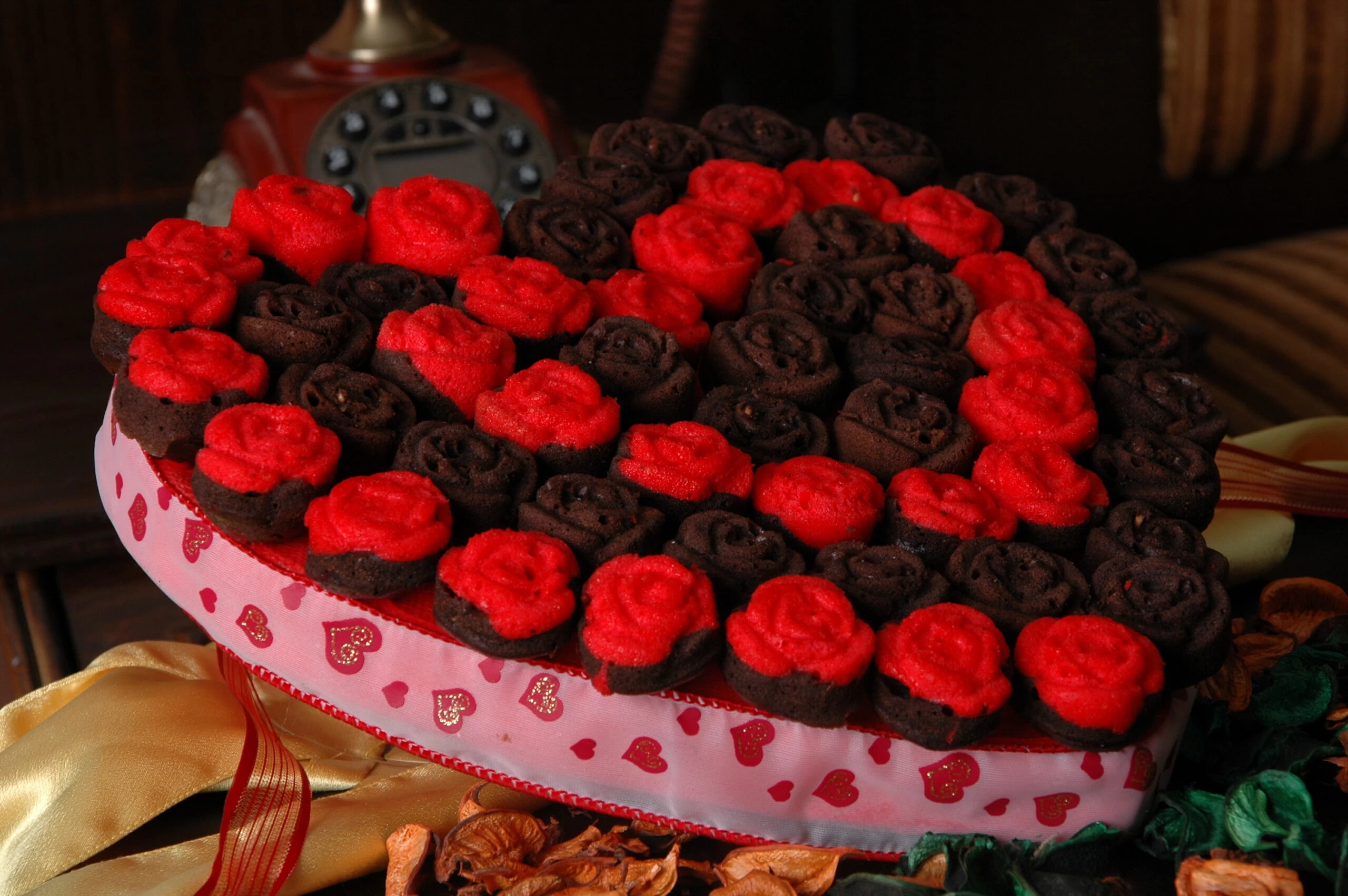 Bodrum Çikolata Anneme Kalp Kek