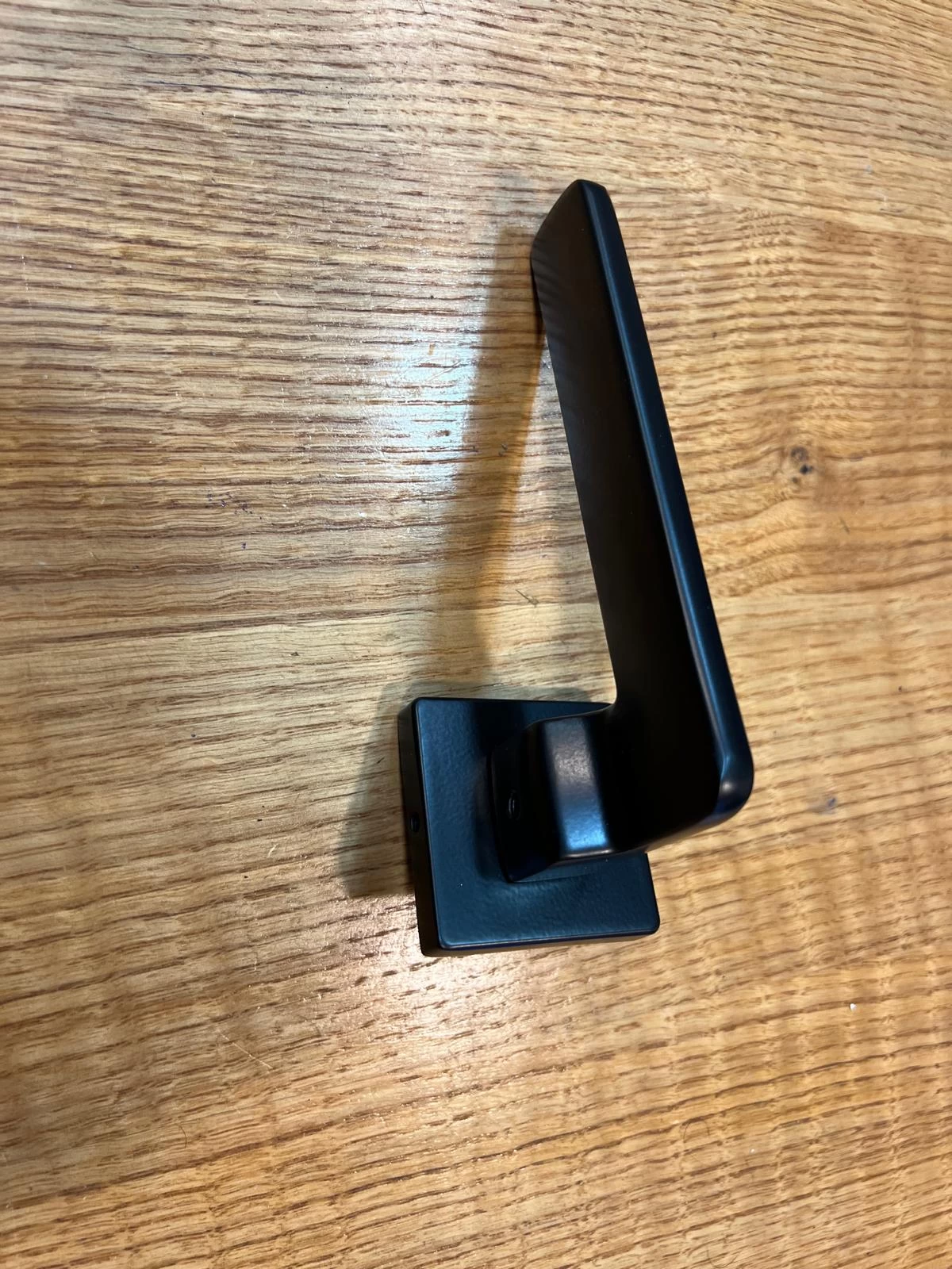 System Gİada Rozetlİ Kapi Kolu Mat Sİyah Al6