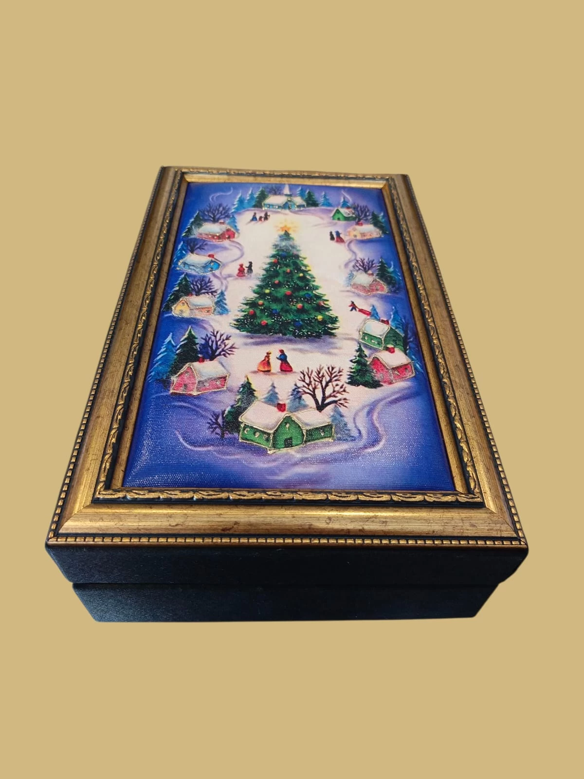 04yılbaşı Altın Çerçeve 750 Gr Kutu