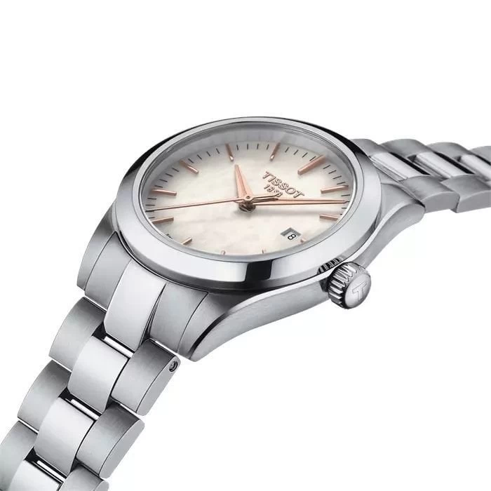Tissot T132.010.11.111.00 Kadın Kol Saati